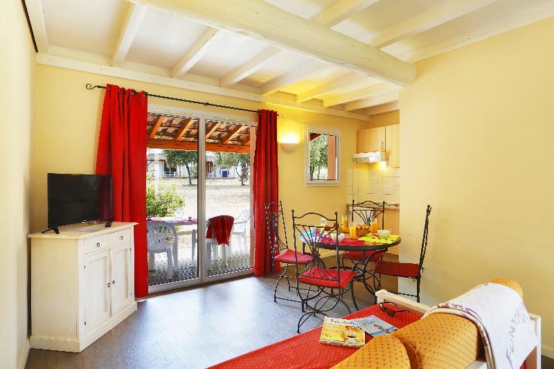 Residence Nemea Les Portes Des Cevennes Sauve Εξωτερικό φωτογραφία